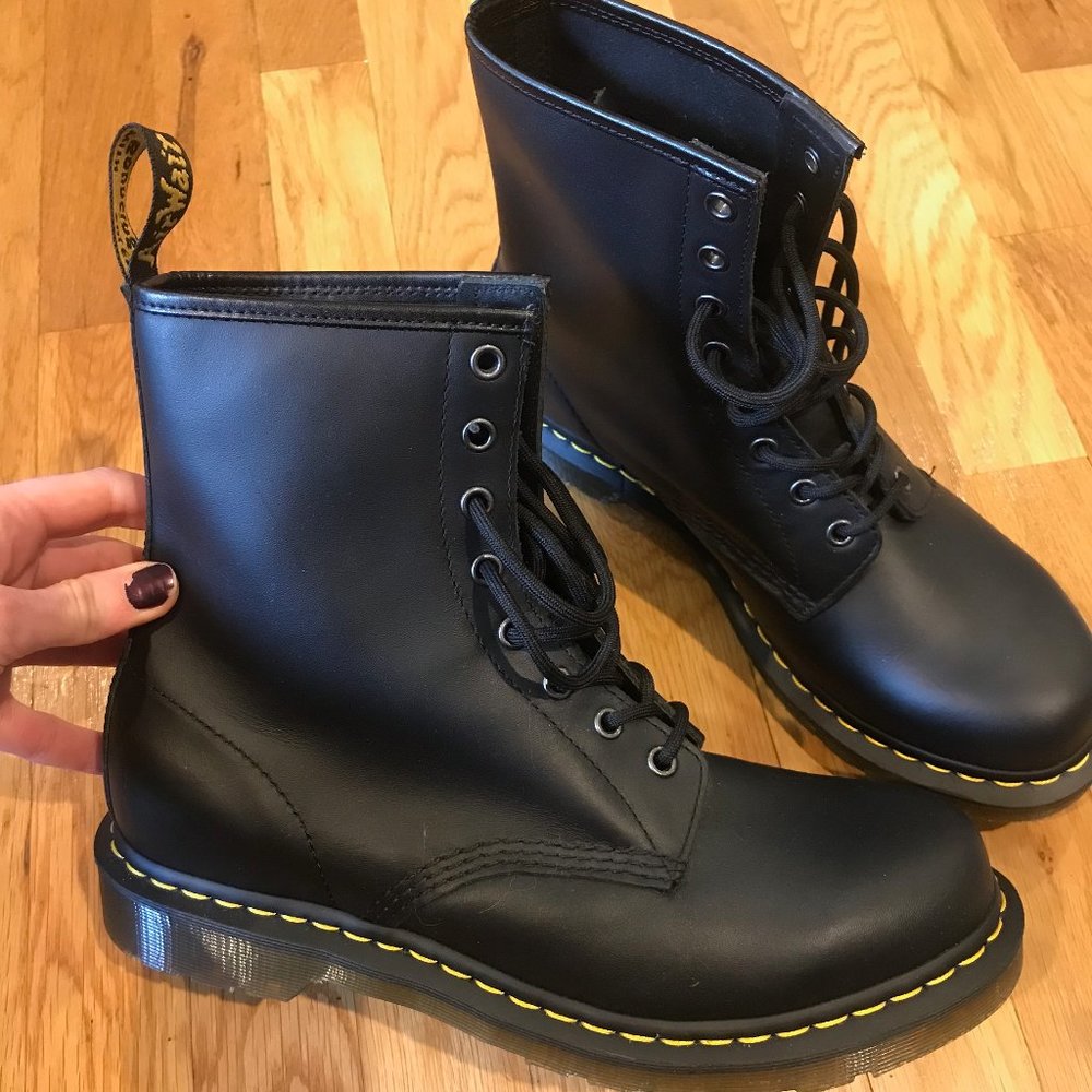 Dr. Marten's combat boots | black leather | women's | (Size: UK 9 / US 11) |